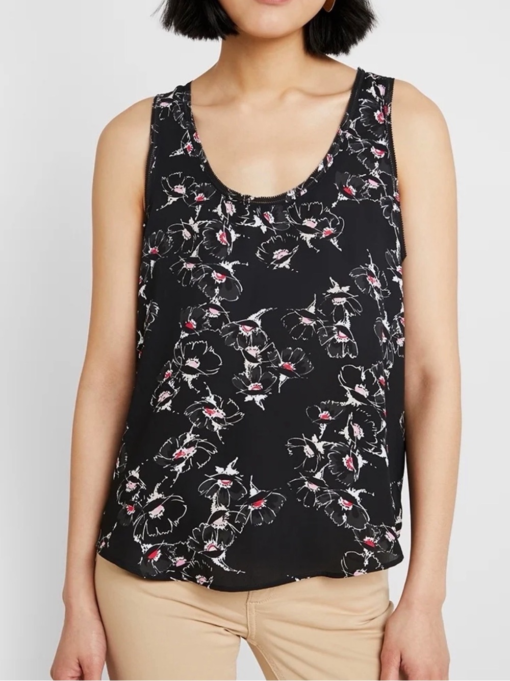 Banana Republic sleeveless floral blouse size medium